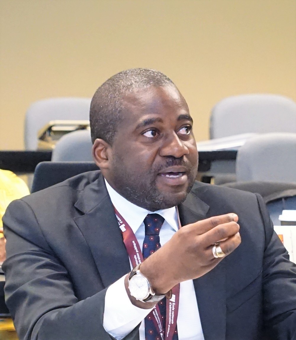 Isaac Yao Gnamba, actuel Directeur G&eacute;n&eacute;ral de la Poste de C&ocirc;te d'Ivoire