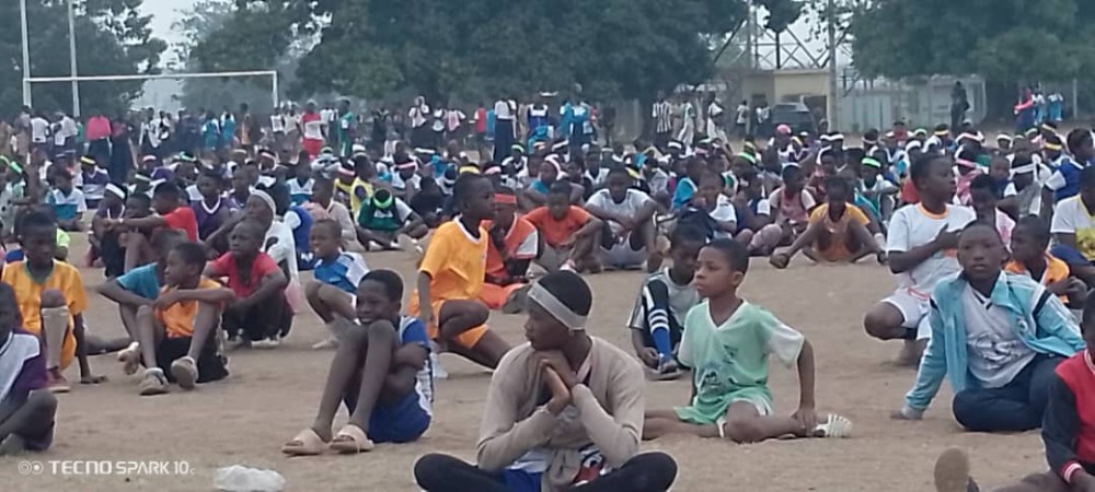 Les &eacute;l&egrave;ves du lyc&eacute;e moderne 1 et 2 de Bondoukou