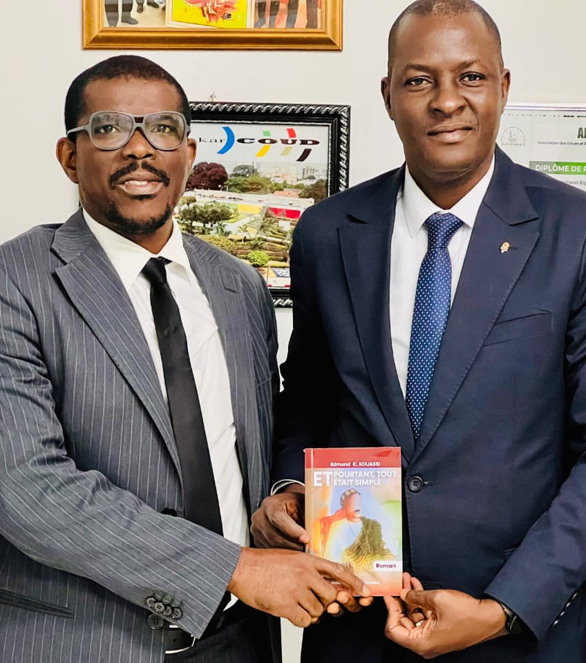troisi&egrave;me ouvrage de l&rsquo;&eacute;crivain Edmond KOUASSI, Et pourtant, tout &eacute;tait simple,