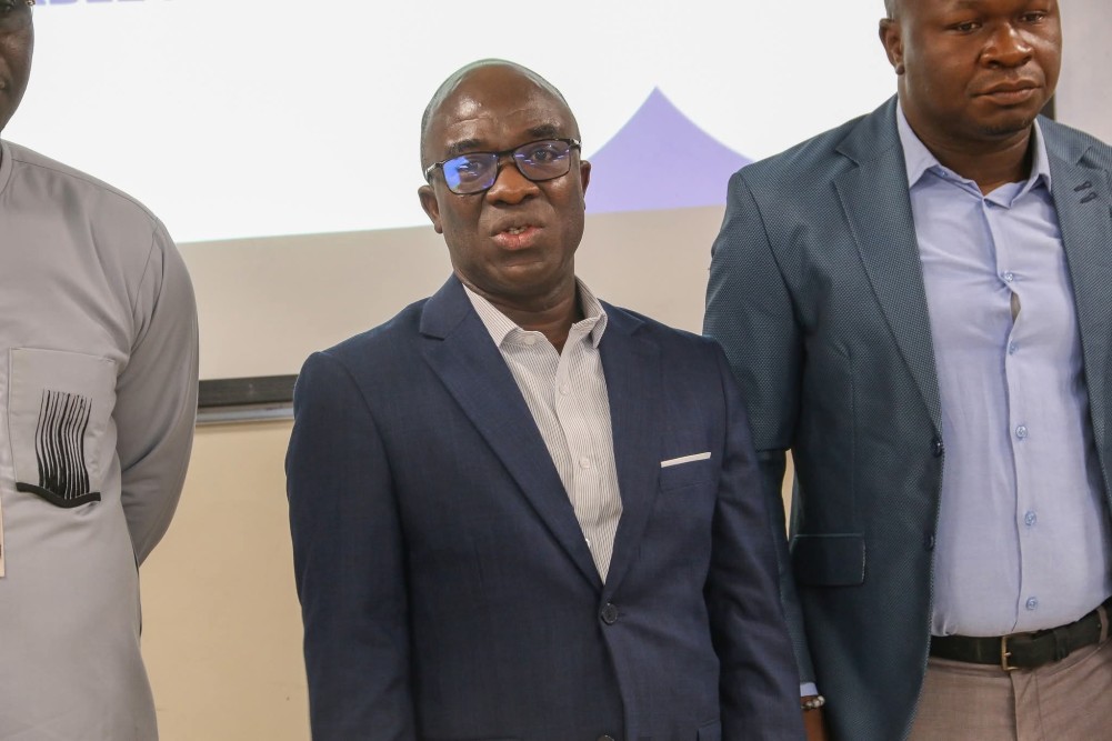 le directeur de la Planification, du Suivi et de l&rsquo;&Eacute;valuation, Dr Pkan Blaise, repr&eacute;sentant le pr&eacute;sident de l&rsquo;Universit&eacute; de Bondoukou, a proc&eacute;d&eacute; au lancement officiel des soutenances.