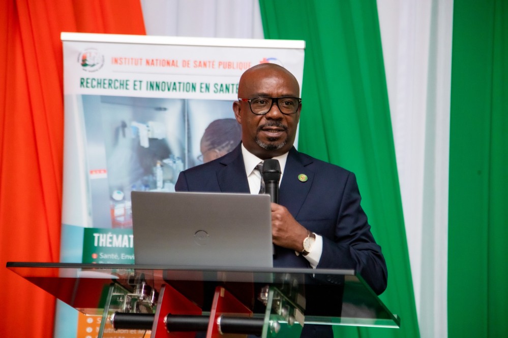 Dr Mamadou Diarrassouba, Directeur ex&eacute;cutif du Centre r&eacute;gional de surveillance et de contr&ocirc;le des maladies de la CEDEAO.