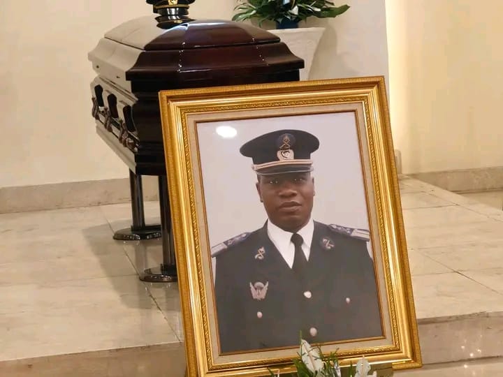 le colonel Alphonse Gouanou &agrave; l'heure de son voyage sans retour