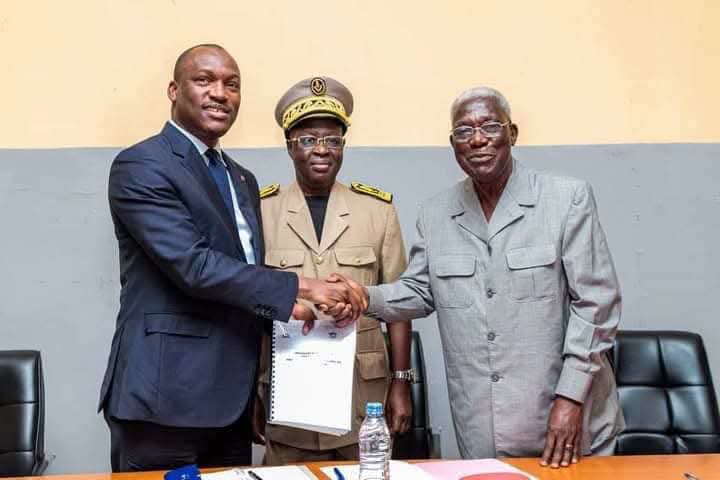 Professeur Alphonse Dj&eacute;dj&eacute; Mady,