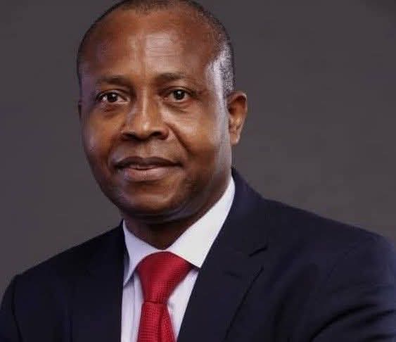 Konan Kouadio Sim&eacute;on (KKS)
Pr&eacute;sident d'Initiatives Pour La Paix (IPP)
Ancien Candidat &agrave; l'&Eacute;lection Pr&eacute;sidentielle